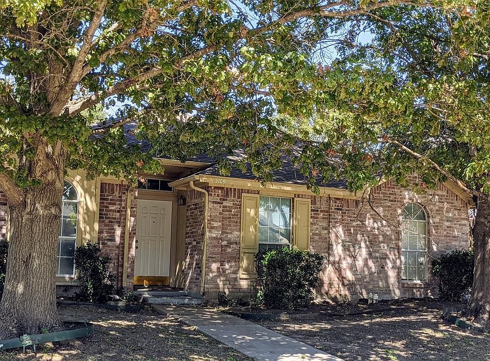 1st image of 2109 Creek Royal Dr