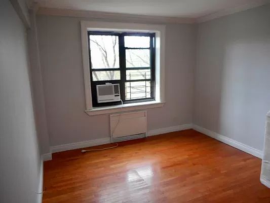 5th image of 75-15 210th St APT 4F