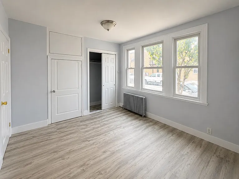 6806 Broadway #1 — Photo 5