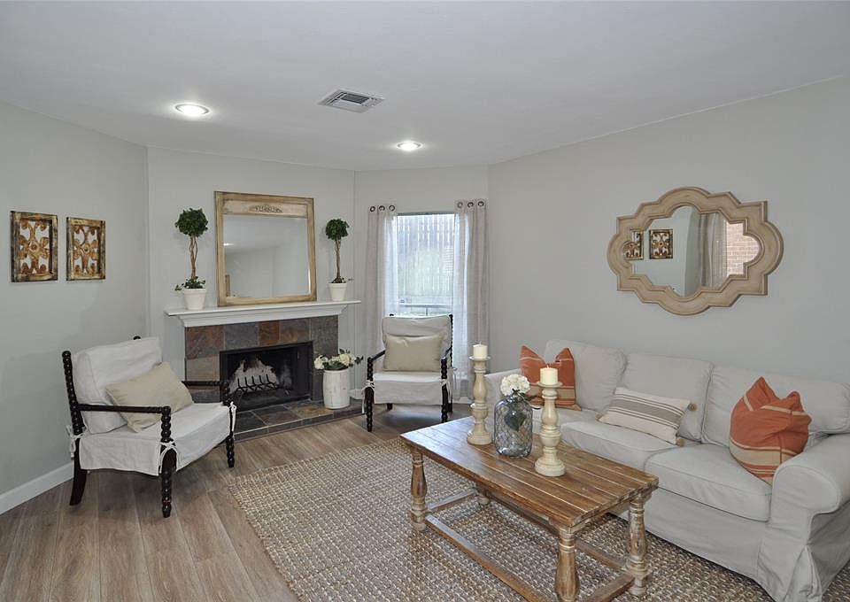 1st image of 2174 Augusta Dr #2174