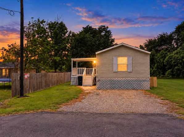 243 E Saint Charles Dr #1, Crosby, TX 77532