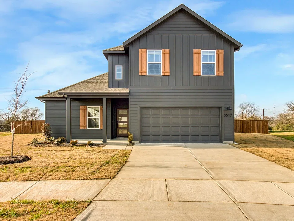 3517 Foxhound Ln