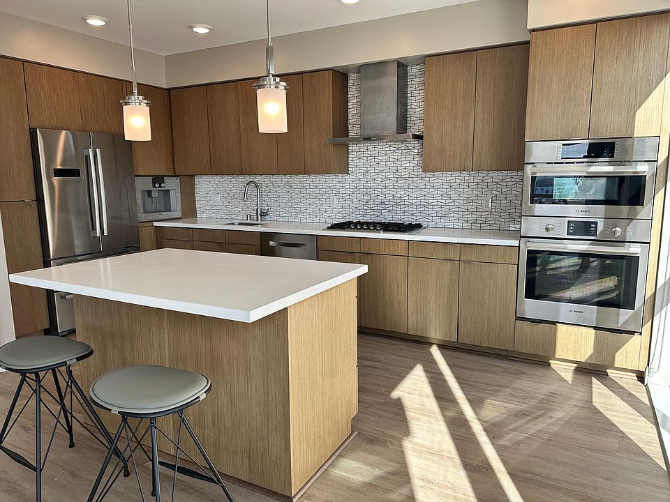 1st image of 555 W Date St #604