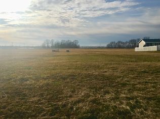 225 Spruce St, Momence, IL 60954