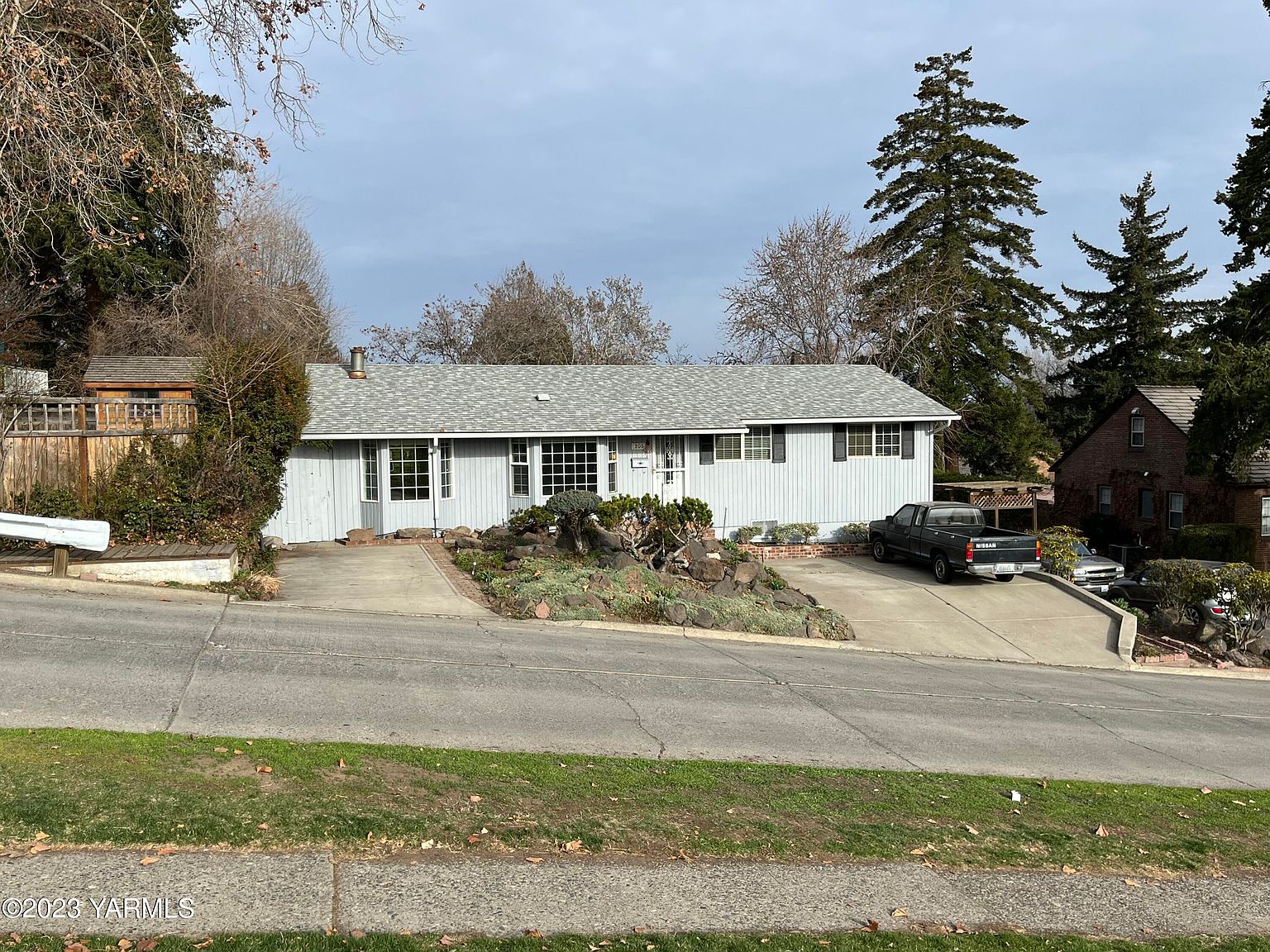 205 S 19th Ave, Yakima, WA 98902 MLS 23632 Zillow