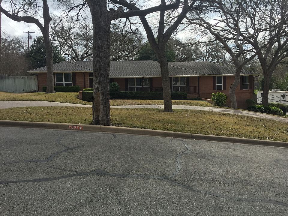 1st image of 2601 Birdcreek Dr