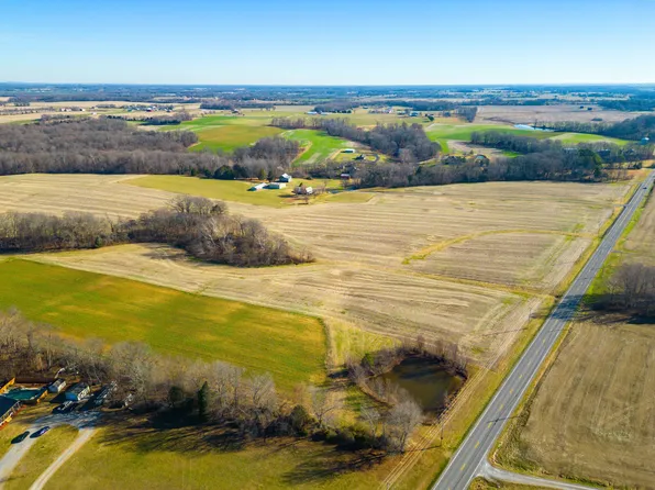 6841 Highway 41 N, Cedar Hill, TN 37032