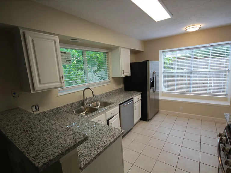 22138 Birch Valley Dr — Photo 6