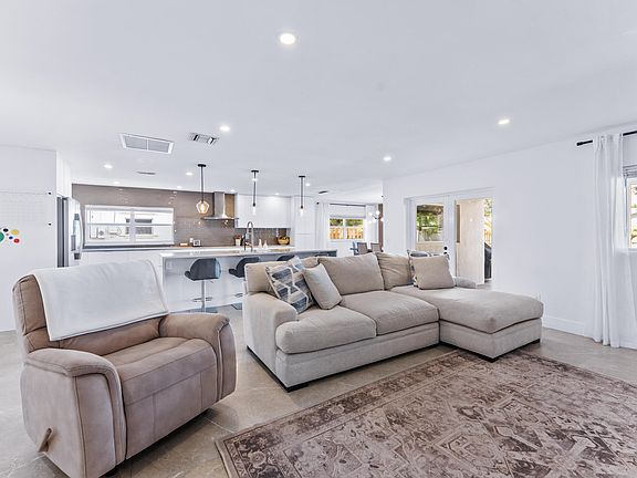 2nd image of 9329 SW 2nd Street