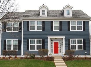 503 Superior St, Vernon Hills, IL