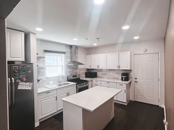 5638 N Kedvale Ave #1, Chicago, IL 60646