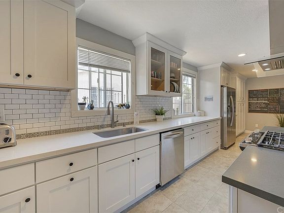 3rd image of 2304 W Saint Anne Pl