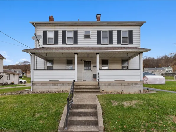 428 E Liberty St, Lowellville, OH 44436