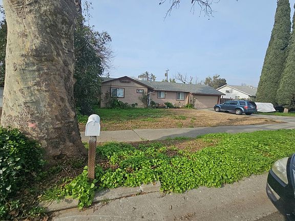 3rd image of 1073 Phillips Rd