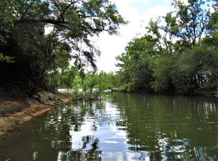 7806 NW River Rd, Bristol, FL 32321