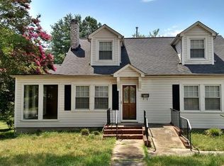 704 E Main St, Cherryville, NC 28021