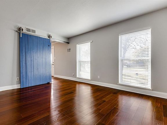 2nd image of 3814 Cortadera Ct