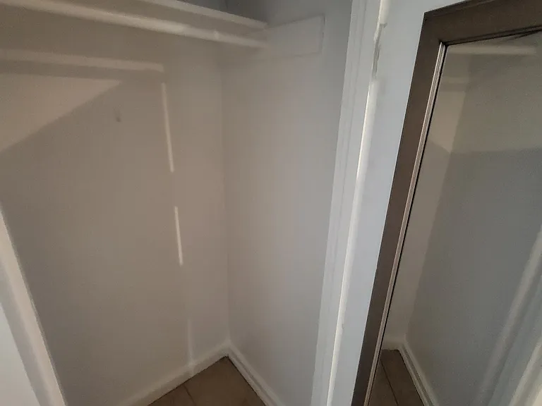 902 Tait St #4 — Photo 12