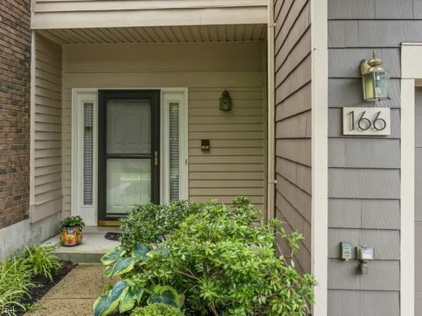 166 Leeds Ct, Madison Boro, NJ 07940