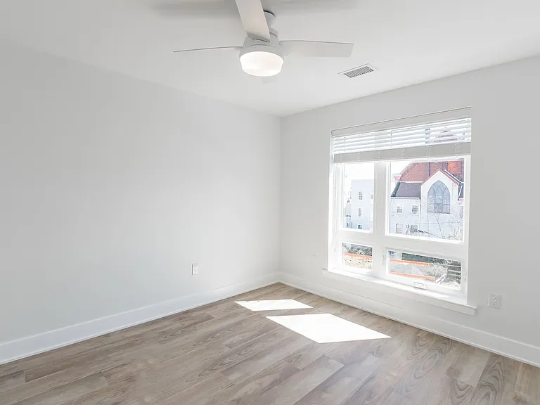 1616 N Bailey Street — Photo 15