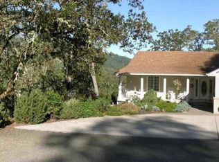 2560 Lookingglass Rd, Roseburg, OR 97471