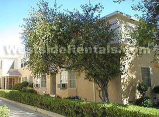 11145 Camarillo St #1/4, North Hollywood, CA 91602