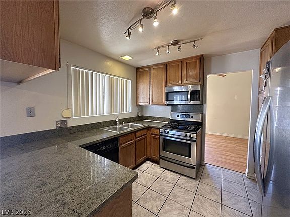 4th image of 7744 Pacemont Ct
