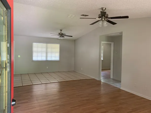 113 Poinsetta Dr, Lake Hamilton, FL 33851