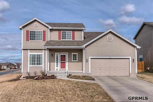 1st image of 18648 Weir Cir