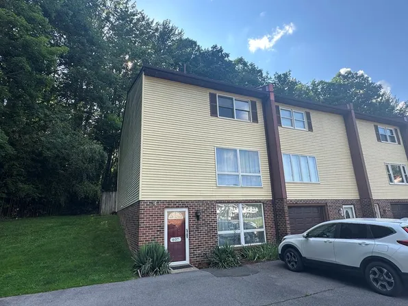 607 Sapphire Ln, Beckley, WV 25801