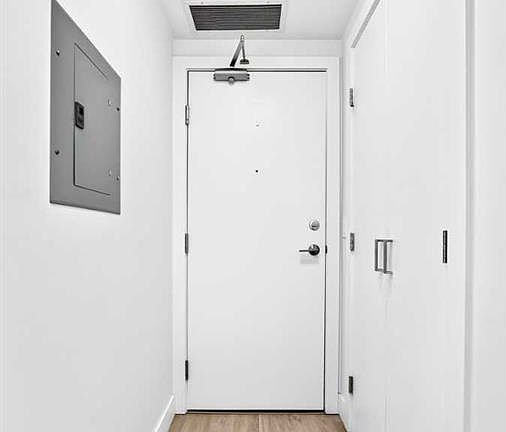 4th image of 1500 W 7th St SW #504