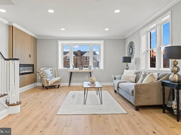 1210 E Cardeza St, Philadelphia, PA 19119