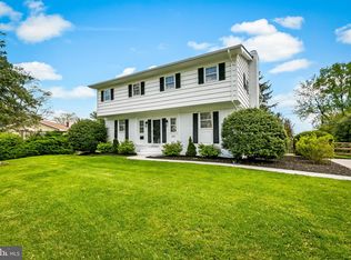 241 Chantrey Rd, Lutherville Timonium, MD 21093