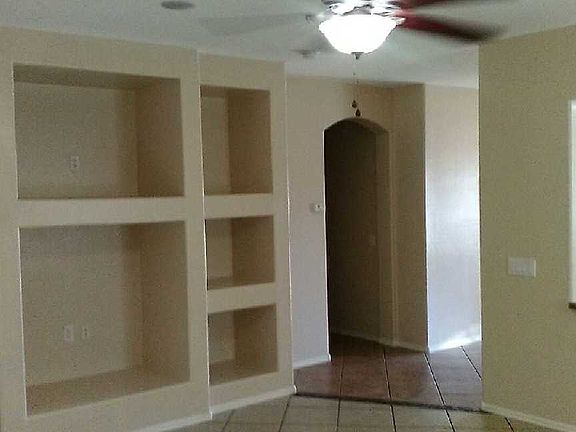 3rd image of 1622 E Chaparral Dr