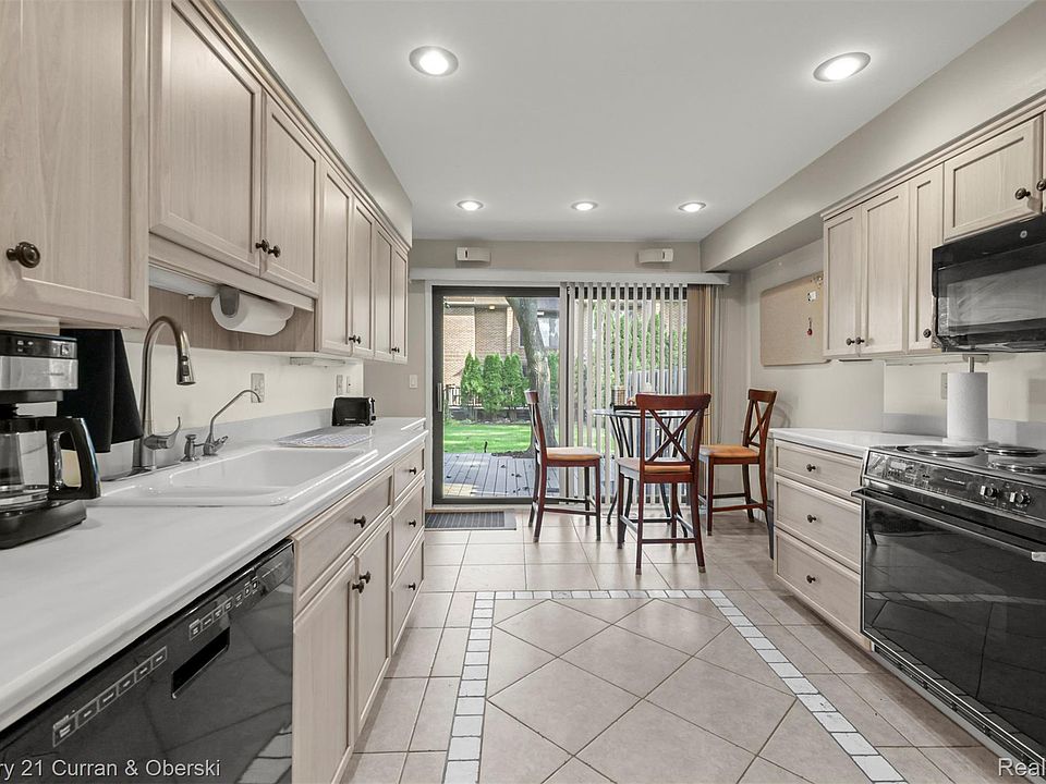 22 Blair Ln, photo 12