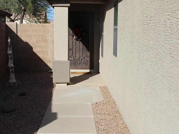 2nd image of 45960 W Guilder Ave