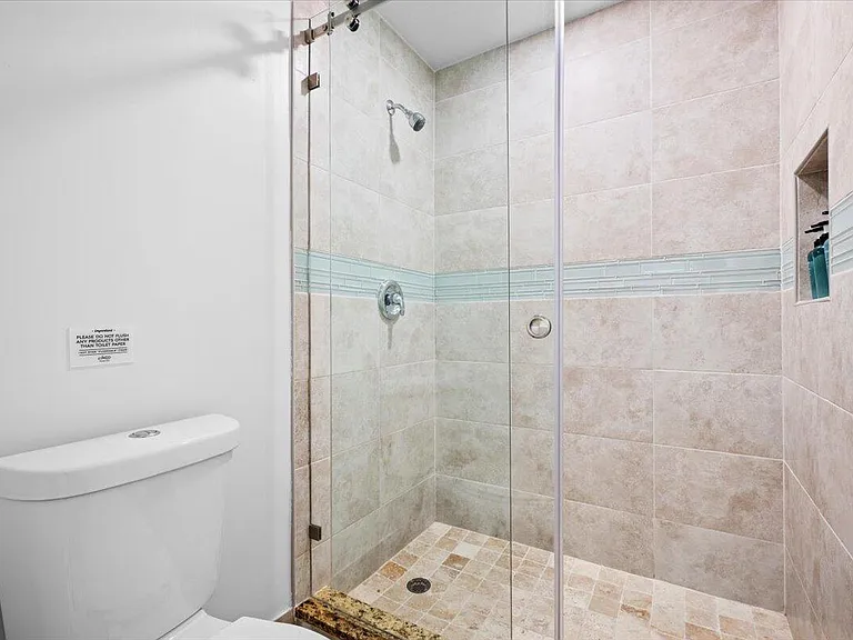6077 Francis St — Photo 21