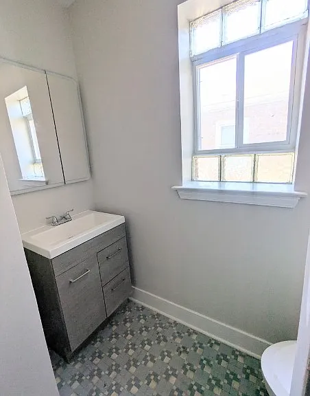 5236 W Jackson Blvd #2 — Photo 5
