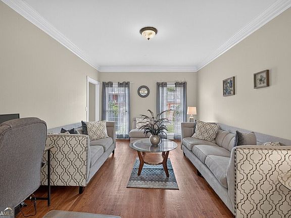 5th image of 3000 Brookside Run SW