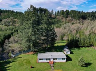 437 Victor Point Rd NE, Silverton, OR 97381