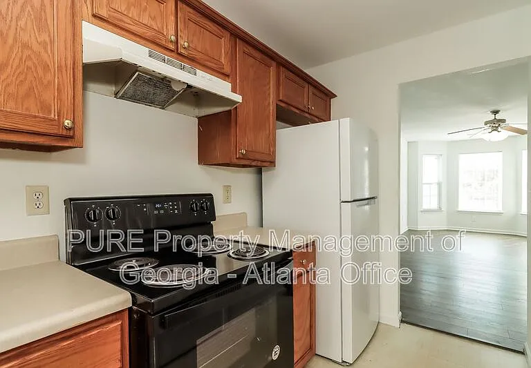 1702 Stonehaven Cir — Photo 6