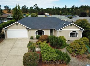 862 E Fir St, Sequim, WA 98382