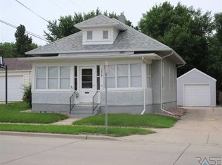 1805 W 10th St, Sioux Falls, SD 57104