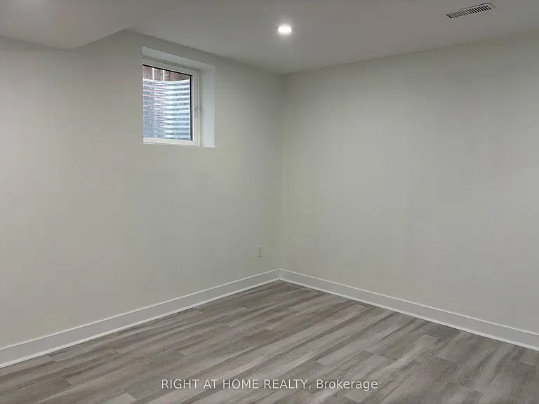 65 Mildenhall Pl #BASEMENT — Photo 10