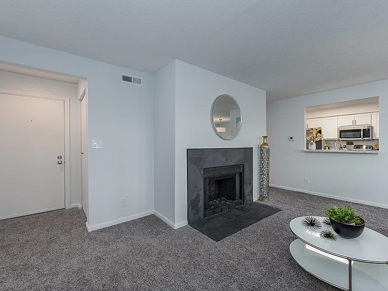 Indian Lookout Apartments — Photo 13