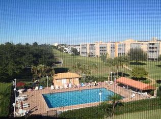 299 NW 52nd Ter #PENTHOUSE Q, Boca Raton, FL 33487