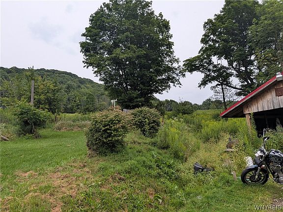 3rd image of 386 W Notch Rd