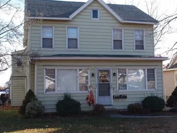 241 Booth St, Stratford, CT 06614