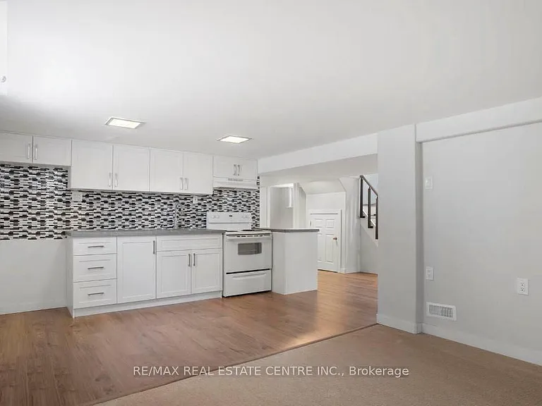 768 Olive Ave — Photo 9