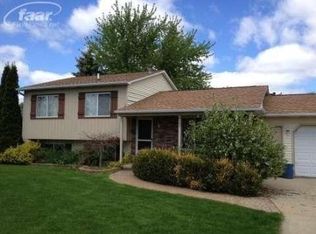4102 Farner St, Linden, MI